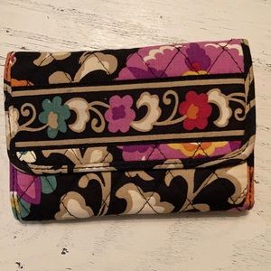 VerA Bradley Compact Wallet Suzanni